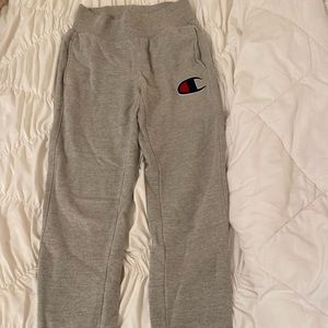 Women’s gray Champion joggers